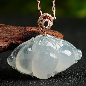 翡翠吊坠A货价格 通常分为哪些等级